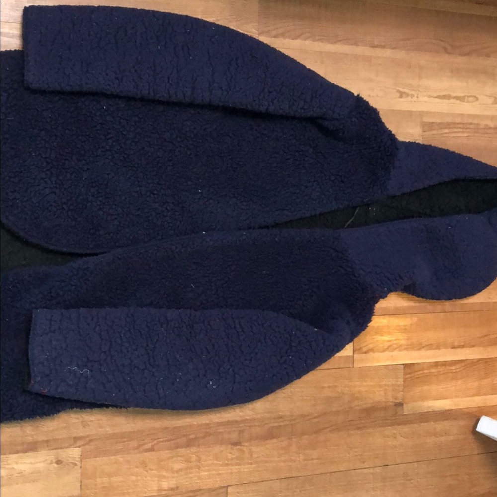 URBAN OUTFITTERS cozy Sherpa jacket